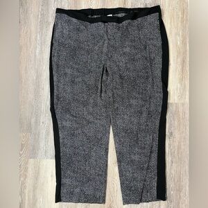 CATHERINES black & white patterned dress pants w/ black side stripe, size 30W.